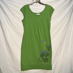 Elegant Green Floral Women's Tunic